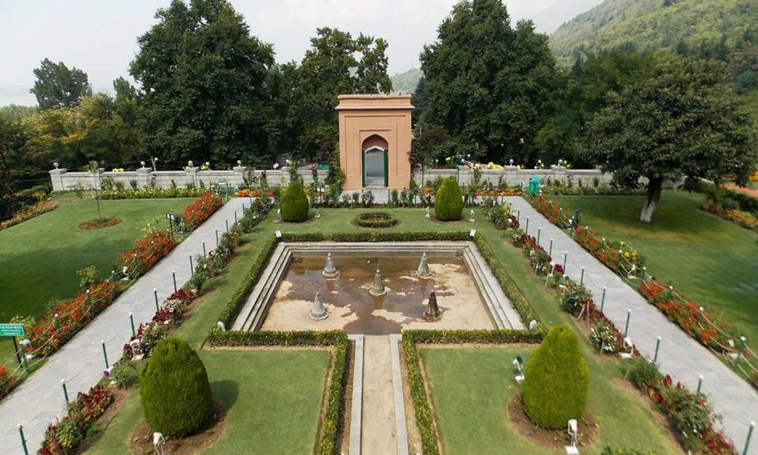 Best Places to Explore in Jammu and Kashmir During Spring
